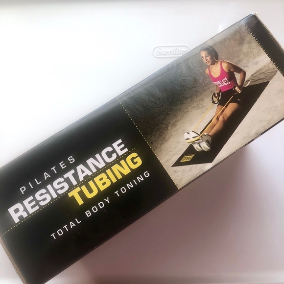 EVERLAST Pilates Resistance Tubing Set of 3 Bands + Exercise Fitness Guide - Picture 3 of 16